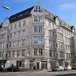 Charlotten Apartments am Ku\'damm